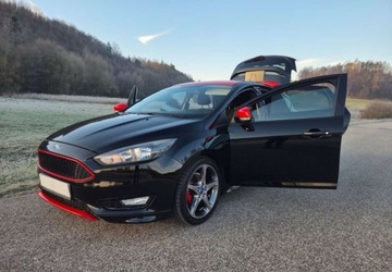 Ford Focus III Sedan Facelifting 1.0 EcoBoost 125KM 2016 Ford Focus Ford Focus 1.0 EcoBoost ST-Line Red ASS Benzyna 125KM, zdjęcie 23
