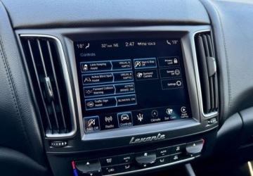 Maserati Levante 3.0 GDI V6 430KM 2019 Maserati Levante Maserati Levante S Q4 3.0 Benzyna 430KM, zdjęcie 16