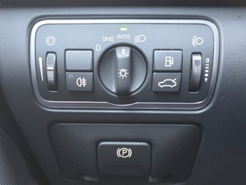 Volvo XC60 I SUV Facelifting 2.0 D3 DRIVE-E 150KM 2015 Volvo XC 60 PL Salon Kinetic D3 150KM Czujniki Naw, zdjęcie 23