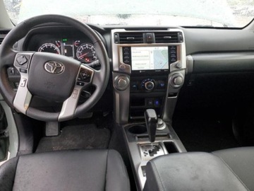 Toyota 2022 Toyota 4-Runner 2022 TOYOTA 4RUNNER SR5 PREMIUM silnik benzyna 4.0 L 4.0, zdjęcie 8