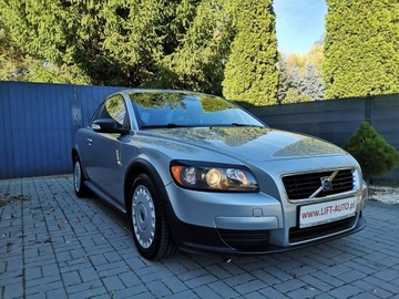 Volvo C30 Hatchback 3d 2.0 D 136KM 2008 Volvo C30 2.0D 136KM Klimatronic Elektryka, zdjęcie 2