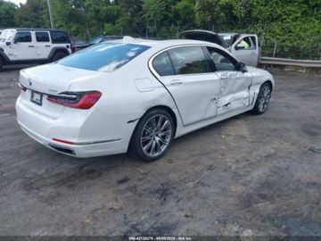 BMW Seria 7 G70 2022 BMW Seria 7 740i 2022 3.0l 3.0 Benzyna 335KM, zdjęcie 5