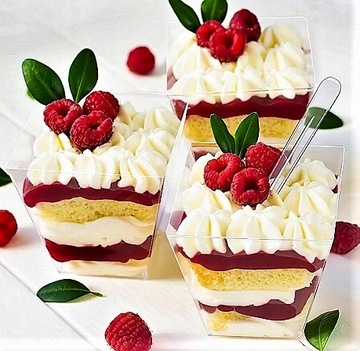 Стаканчики квадратные 200 мл с ложками 50 шт. ДЛЯ ДЕСЕРТНЫХ ПЛАСТИКОВЫХ СТАКАНЦЕВ