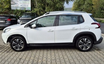 Peugeot 2008 I SUV Facelifting 1.2 PureTech 110KM 2018 Peugeot 2008 1.2 110KM Lifting Klimatronic Tempomat Nawigacja 1.2 Benzyna, zdjęcie 5