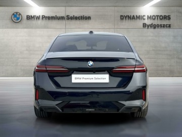 BMW Seria 5 G90-91 Touring 2.0 520d 197KM 2025 BMW 520 BMW 520 M Pakiet,M Pro,komfort,IconicGlow,, zdjęcie 3