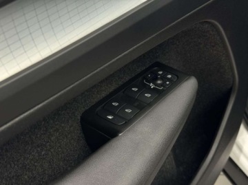 Volvo XC40 Crossover Plug-In 1.5 T4 Plug-in Hybrid 211KM 2021 Volvo XC 40 T4 Inscription Plug In Kamera cofania CarPlayAndroid Auto, zdjęcie 19