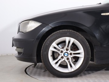 BMW Seria 1 E81/E87 Hatchback 5d E87 2.0 118d 143KM 2008 BMW 1 118d, Klima, Klimatronic, Tempomat,ALU, zdjęcie 12