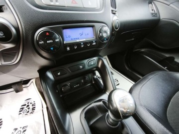 Hyundai ix35 SUV Facelifting 1.7 CRDi 115KM 2015 Hyundai ix35 1.7 CRDi Ledy Navi Kamera Felga PDC GWARANCJA, zdjęcie 11
