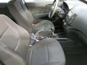 Hyundai i30 I CW Facelifting 1.4 DOHC 109KM 2010 Hyundai i30 1.4i 16v PROSTA benzyna KLIMATYZACJA stan IDEALNY BEZ rdzy 1.4, zdjęcie 30