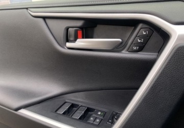 Toyota RAV4 V SUV Facelifting 2.5 Hybrid  Dynamic Force 218KM 2025 Toyota RAV4 2.5 Hybrid Executive 4x2 VAT 23 1 wlasciciel Bezwypadkowa, zdjęcie 25