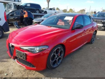 Alfa Romeo Giulia II Sedan Facelifting 2.0 Turbo 280KM 2023 Alfa Romeo Giulia Veloce 2023 2.0 Benzyna 280KM, zdjęcie 1