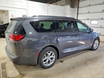 Chrysler Pacifica II 2019 Chrysler Pacifica 2019 r., 3,6L TOURING L PLUS 3.6 Benzyna 287KM, zdjęcie 4