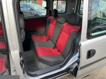 Opel Combo C Van 1.6 ECOTEC 87KM 2003 Opel Combo Tour 1.6 benzyna 87KM 2003r, zdjęcie 17