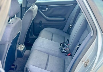 Audi A4 B6 Sedan 2.0 20V 131KM 2001 Audi A4 Limousine 2.0 Benzyna 2.0 Benzyna 130KM, zdjęcie 25