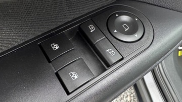 Opel Zafira B 1.8 ECOTEC 140KM 2011 Opel Zafira Bezwypadkowa, Serwisowana GWARANCJA 1.8 Benzyna 140KM, zdjęcie 36