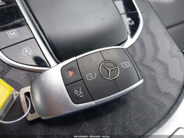 Mercedes GLC C253 2020 Mercedes-Benz GLC 2020 Mercedes-Benz GLC GLC 300 SUV 2.0 Benzyna 255KM, zdjęcie 9