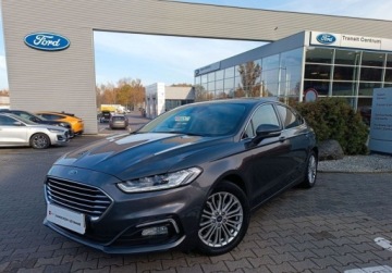 Ford Mondeo V Sedan Facelifting 2.0 EcoBlue 150KM 2021 Ford Mondeo 2.0 EcoBlue 150KM Automat Titanium SalonPL SerwisASO FV23 Gwar, zdjęcie 1