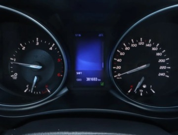 Toyota Avensis III Wagon Facelifting 2015 2.0 D-4D 143KM 2016 Toyota Avensis 2.0 D-4D, Salon Polska, Navi, zdjęcie 10