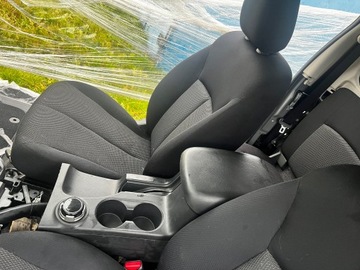 FULLBACK L200 SEDADLA POHOVKA KOMPLET 2015-