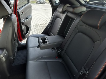 Hyundai Kona I Crossover 1.6 T-GDI 177KM 2018 Hyundai Kona Półskóra Navi Grzane, zdjęcie 12