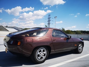 Porsche 928 4.4 241KM 1982 Porsche 928 z Japonii, zdjęcie 1