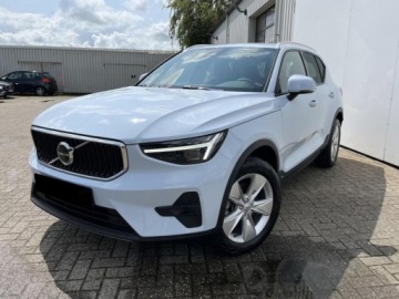 Volvo XC40 Crossover Facelifting 2.0 B3 163KM 2025 VOLVO XC40 B3 Core Suv 2.0 (163KM) 2025, zdjęcie 2