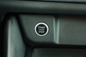 Nissan Qashqai III Crossover 1.3 DIG-T MHEV 158KM 2023 Nissan Qashqai 1.3 DIG-T MHEV, Salon Polska, zdjęcie 15