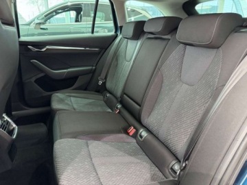 Skoda Octavia III Kombi Facelifting 2.0 TDI 150KM 2020 Skoda Octavia Style HUD Kamera cofania ACC LED Podgrzewane fotele, zdjęcie 11