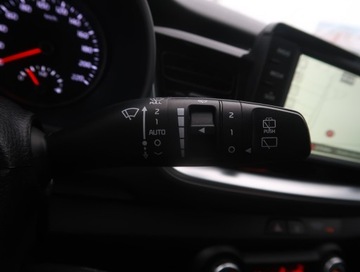 Kia Stonic Crossover 1.0 T-GDI 100KM 2019 Kia Stonic 1.0 T-GDI, Navi, Klima, Klimatronic, zdjęcie 17