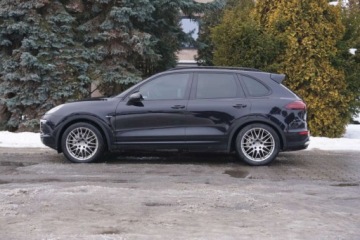 Porsche Cayenne II SUV Facelifting 4.2 D 385KM 2016 Porsche Cayenne Salon PL 4.2 V8 Panorama Tempomat Asyst. park z kamera, zdjęcie 2