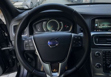 Volvo V60 I Kombi Facelifting 2.0 T3 DRIVE-E 152KM 2016 Volvo V60 T3 152KM SKORA BEZWYPADKOWY navi MANUAL gwarancja 2.0, zdjęcie 21