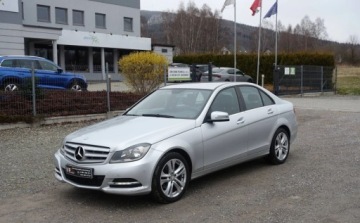 Mercedes Klasa C W204 Limuzyna Facelifting 180 CDI BlueEFFICIENCY 120KM 2012 Mercedes-Benz Klasa C REZERWACJA 180CDI 120KM LIFT Avantgarde Zero korozji, zdjęcie 2