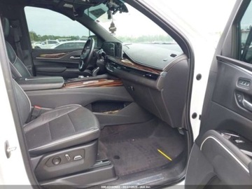 Cadillac Escalade III 2022 Cadillac Escalade 2022, ESV Premium Luxury, 4x4, od ubezpieczalni 6.2 420KM, zdjęcie 8