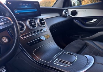 Mercedes GLC C253 SUV Facelifting 2.0 220d 194KM 2020 Mercedes-Benz GLC AMG MiltiBEAM Alu19 Kamera Virtual Navi Ambiente Piekny, zdjęcie 25