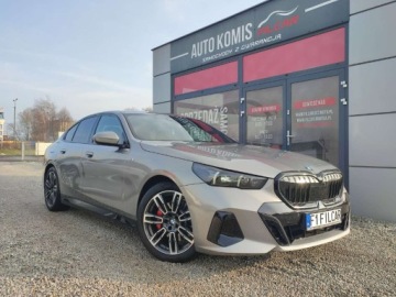 BMW Seria 5 G90-91 2023 BMW Seria 5 M PAKIET PRO GWARANCJA Kamery 360 Zarejestrowany Mozliwa zamia