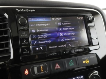 Mitsubishi Outlander III SUV PHEV Facelifting 2017 2.0 203KM 2017 Mitsubishi Outlander PHEV 4x4 automat skóra el., zdjęcie 22