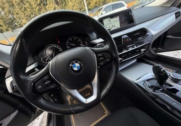 BMW Seria 5 G30-G31 Touring 520d 190KM 2019 BMW Seria 5 2.0D 190KM automat gwarancja FULL LED AUTOMAT navi 2.0, zdjęcie 26
