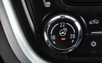 Opel Mokka I SUV 1.4 Turbo ECOTEC 140KM 2014 Opel Mokka 1.4 Benzyna Automat Tempomat Cz. parkowania Klimatyzacja 1.4, zdjęcie 24