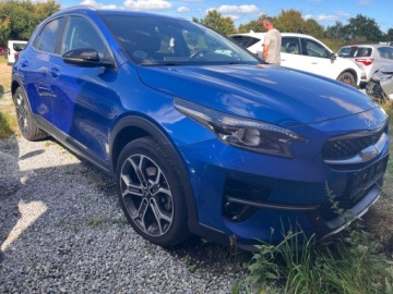 Kia XCeed PHEV 1.6 GDi Plug-in Hybrid 141KM 2021 Kia xCeed 1.6 Hybryda Plug-In, uszkodzony