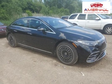 Mercedes 2022 Mercedes-Benz EQS 2022, 4x4, SEDAN, od ubezpieczalni