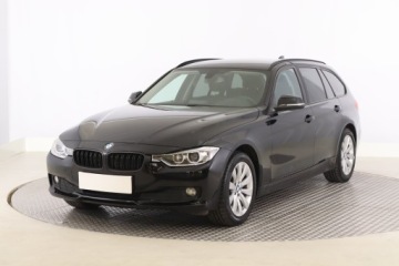 BMW Seria 3 F30-F31-F34 Touring 2.0 318d 143KM 2013 BMW 3 318 d, Navi, Klima, Klimatronic, Tempomat, zdjęcie 1
