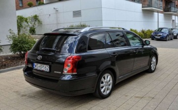 Toyota Avensis II Kombi 2.0 VVT-i 147KM 2008 Toyota Avensis 2,0 (147KM) 2008 r. Lift Salon PL 2.0 Benzyna 147KM, zdjęcie 7