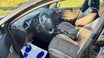 DS 4 I Hatchback (Citroen) 2.0 HDi 163KM 2013 Citroen DS4 Raty 2.0 HDI 128 tys km Masaze Podgrzewane fotele Navi Panorama, zdjęcie 14