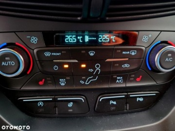 Ford Kuga II SUV 2.0 TDCi 150KM 2016 Ford Kuga Ford Kuga 2.0 TDCi 2x4 Titanium 2.0 Diesel 150KM, zdjęcie 13