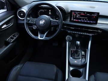 Alfa Romeo Tonale 2022 Alfa Romeo Tonale 1.5T 48V MHEV, Salon Polska, zdjęcie 6