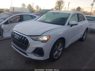 Audi Q3 II 2021 Audi Q3 2021r., Premium, od ubezpieczalni 2.0 Benzyna 228KM, zdjęcie 2