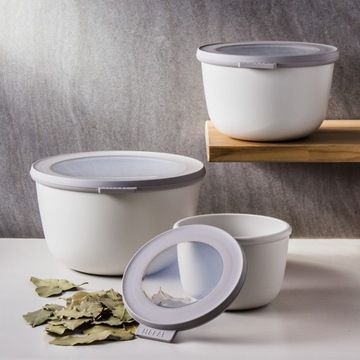 НАБОР ИЗ 3 БЕЛЫХ МЕПАЛЬНЫХ ЧАШ CIRQULA С КРЫШКОЙ