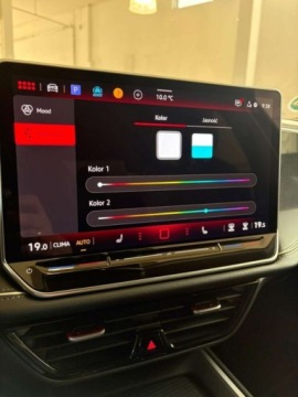 Volkswagen Passat B8 Variant Facelifting 2.0 TDI SCR 150KM 2025 Volkswagen Passat Variant Business 2.0 TDI 150KM DSG FV 23 360 ACC Hak, zdjęcie 26