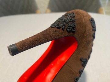 Szpilki Louboutin