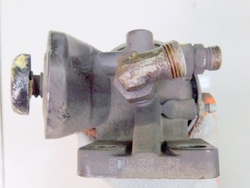 IVECO EuroTech 440KM 01r PODSTAWA FILTRA PALIWA